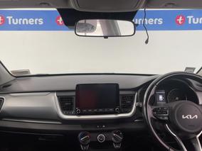 Photo '17' of KIA Stonic