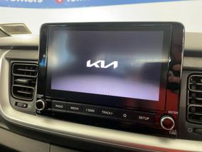 Photo '28' of KIA Stonic