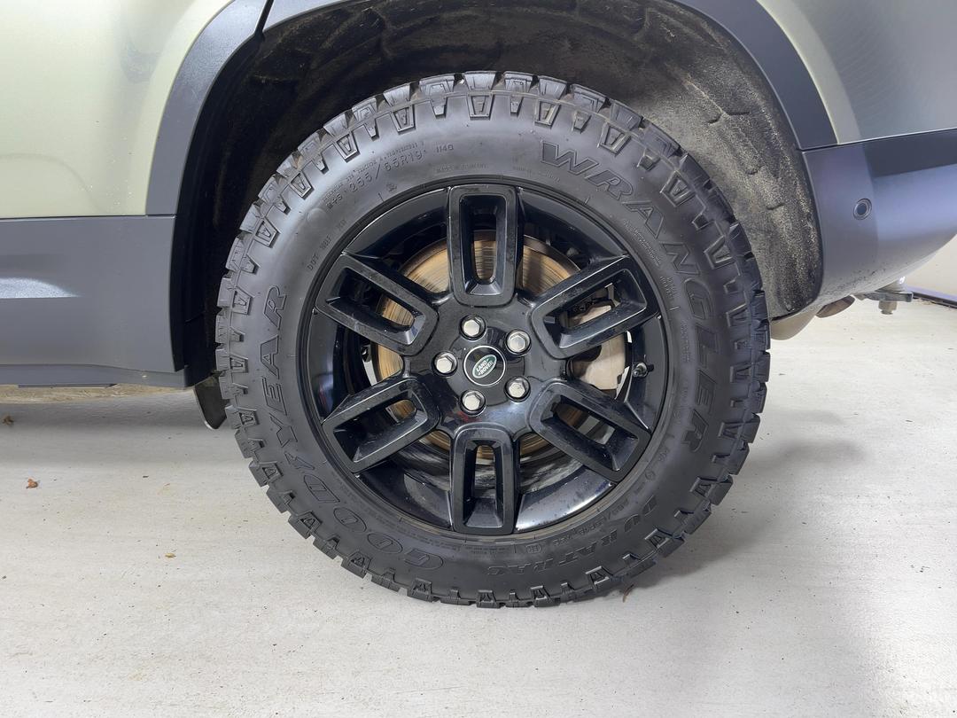 Photo '11' of Land Rover Defender