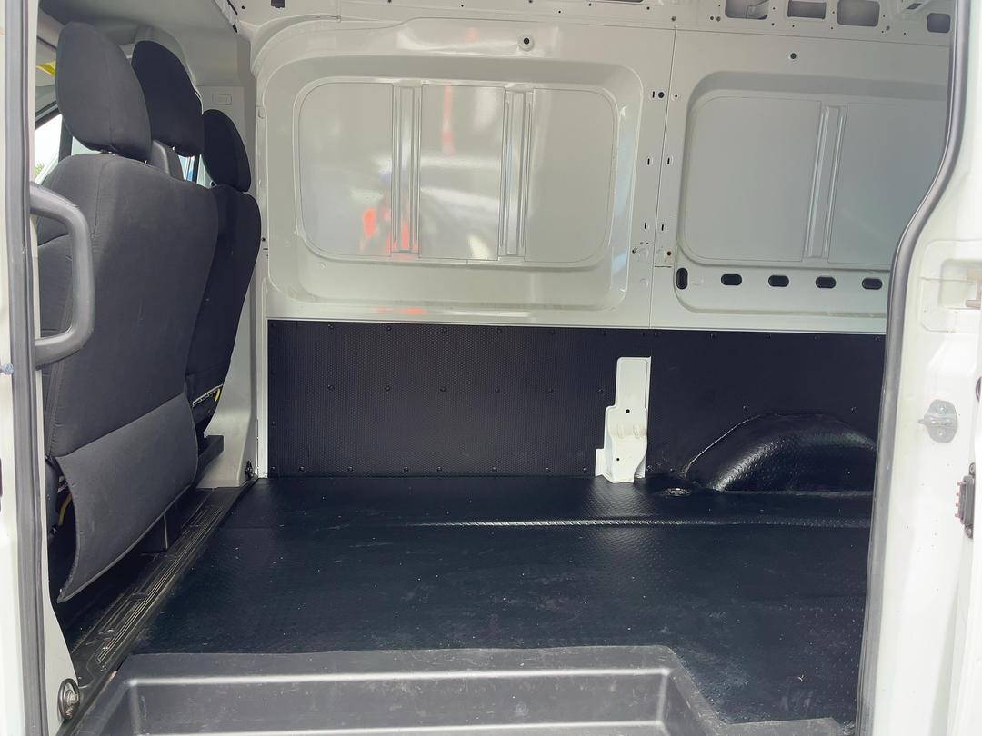 Photo '20' of LDV Deliver 9