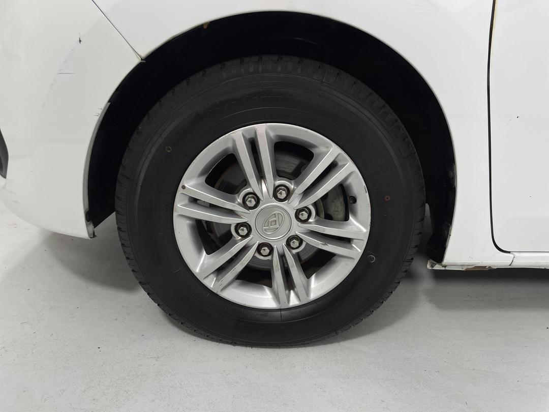 Photo '10' of LDV G10