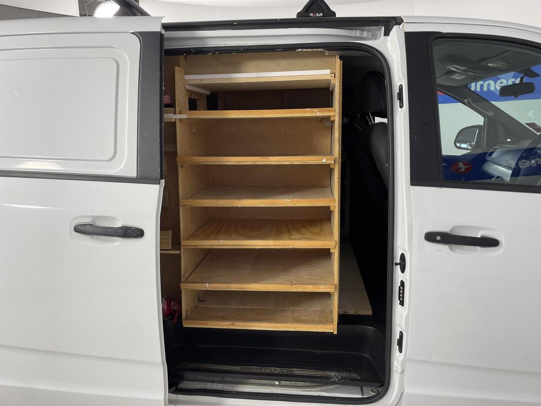 Photo '19' of LDV G10