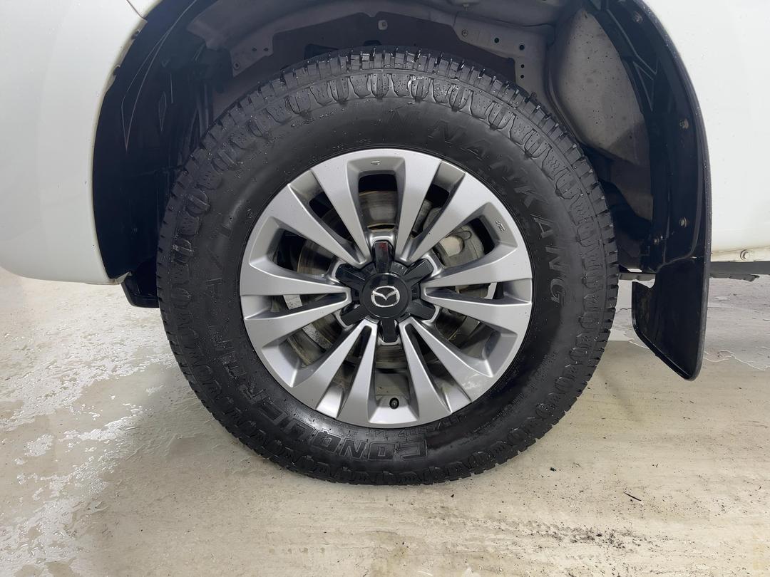 Photo '10' of Mazda Bt-50