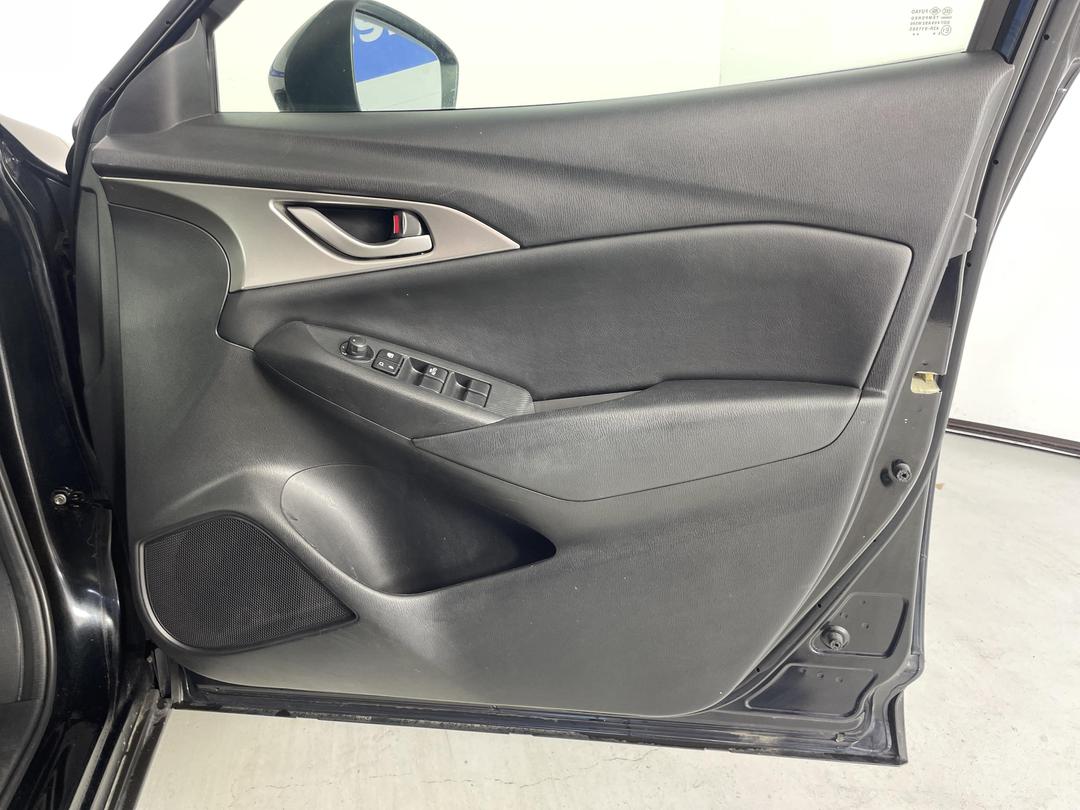 Photo '15' of Mazda CX-3