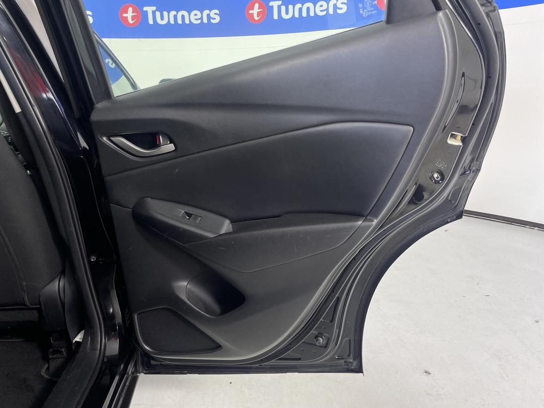 Photo '19' of Mazda CX-3