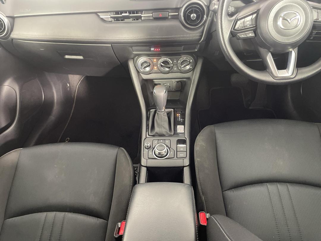 Photo '18' of Mazda CX-3