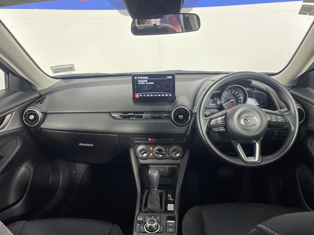 Photo '17' of Mazda CX-3