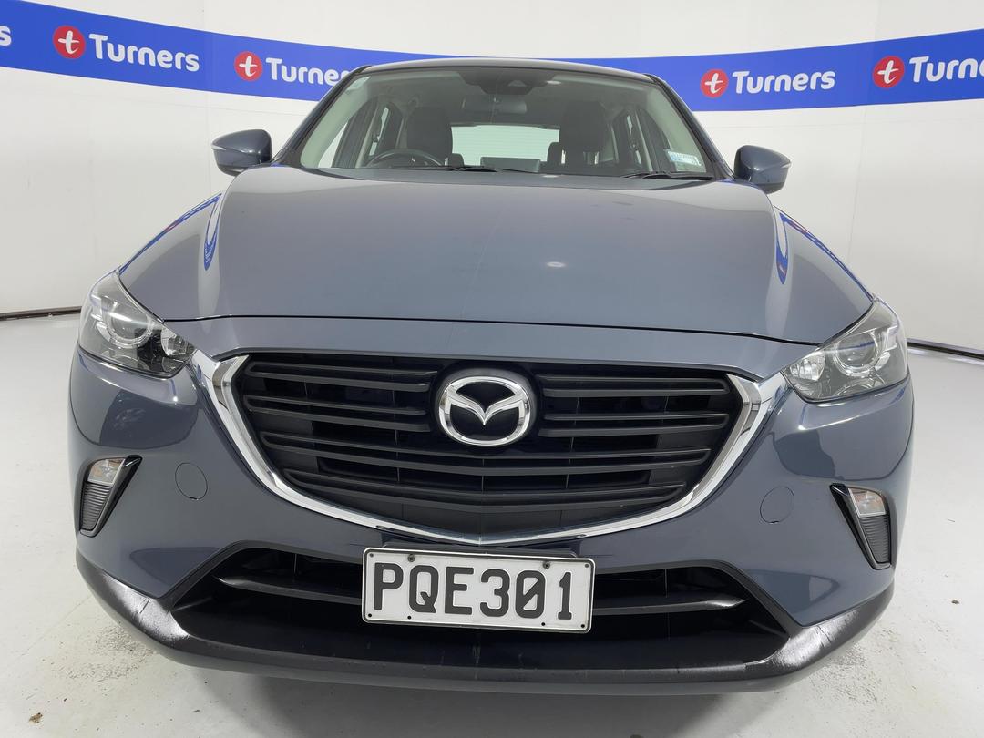 Photo '2' of Mazda CX-3