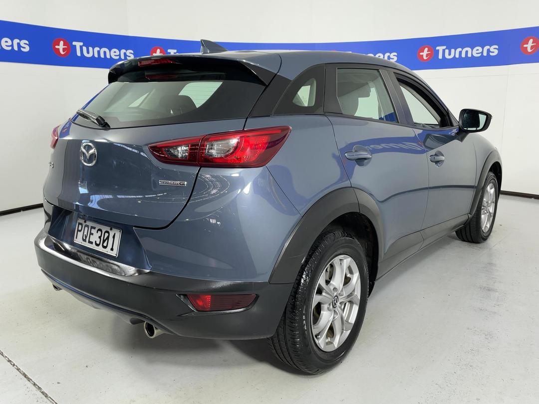 Photo '7' of Mazda CX-3