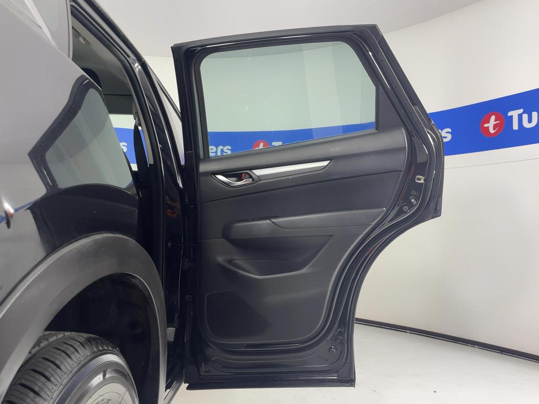 Photo '19' of Mazda CX-5