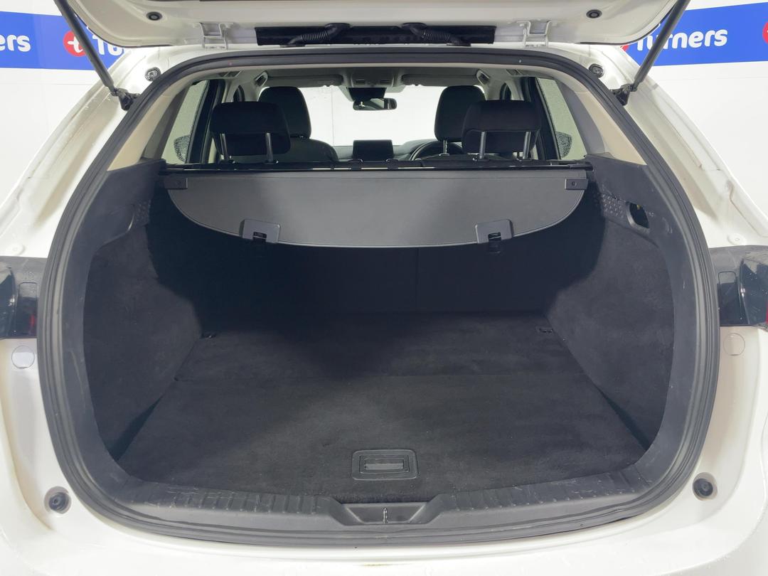 Photo '14' of Mazda CX-5
