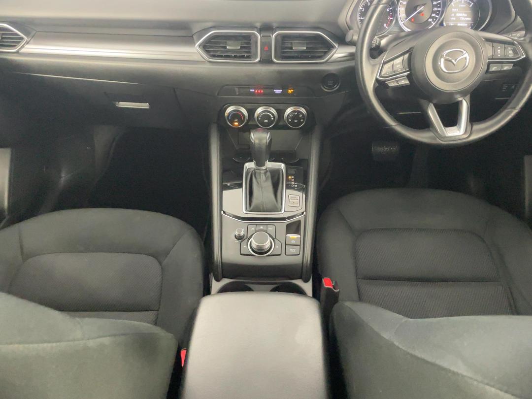 Photo '18' of Mazda CX-5