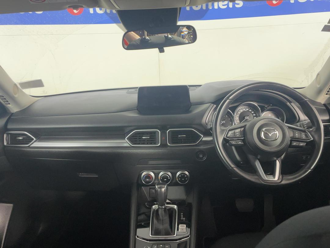 Photo '17' of Mazda CX-5