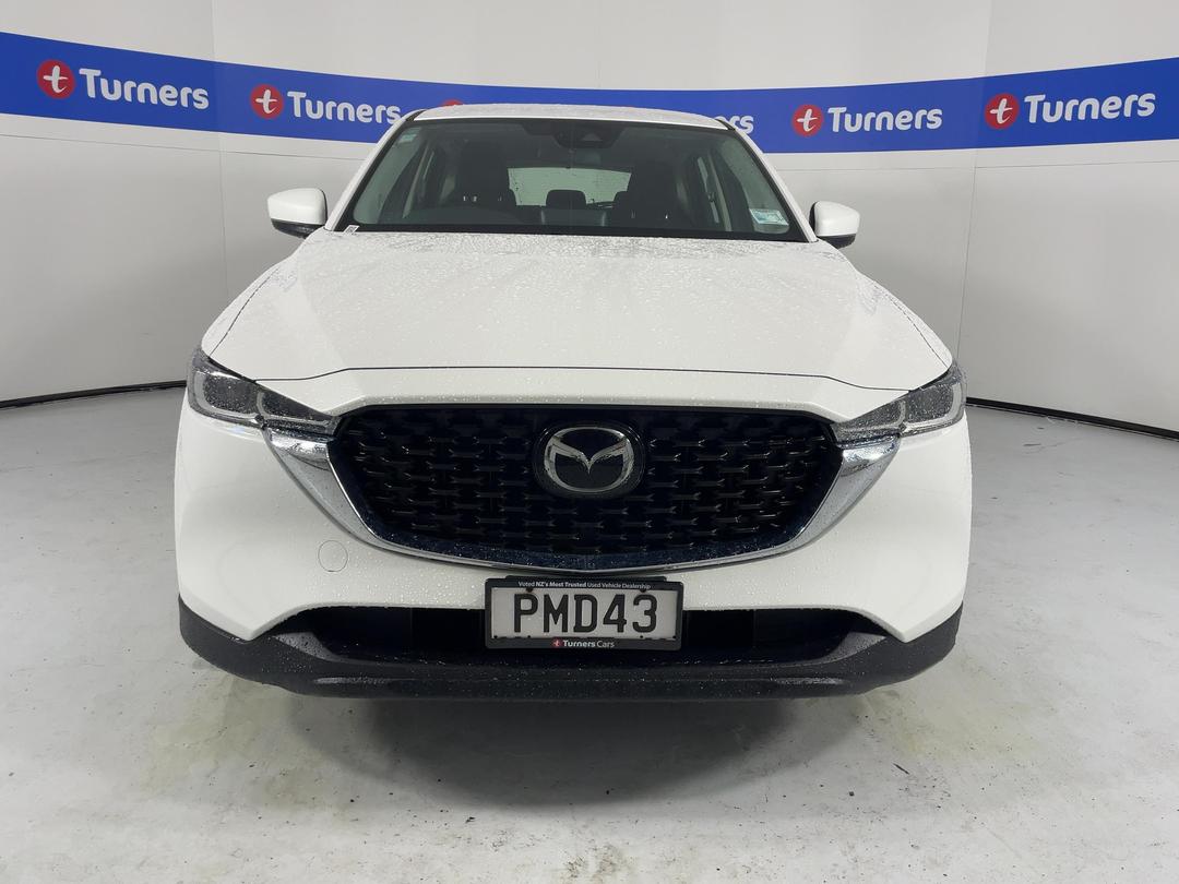 Photo '2' of Mazda CX-5