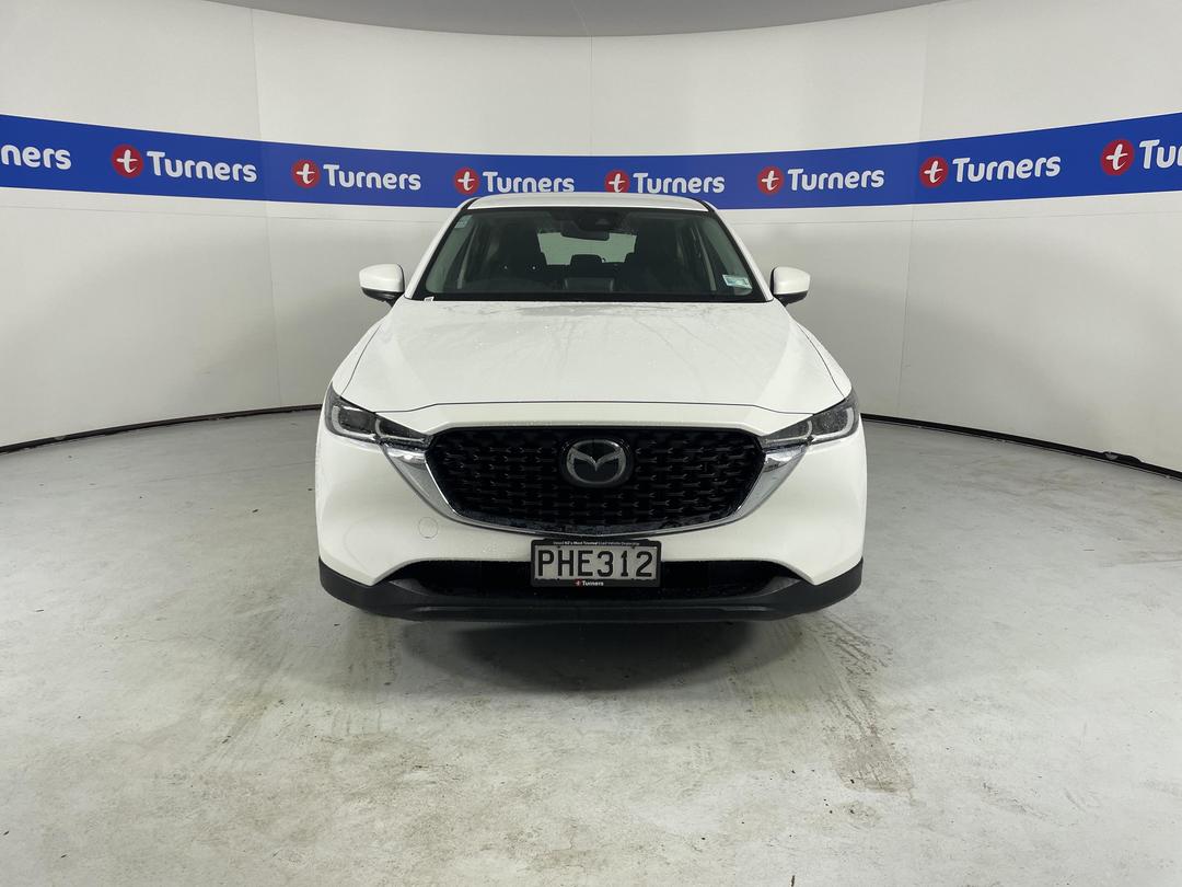 Photo '2' of Mazda CX-5