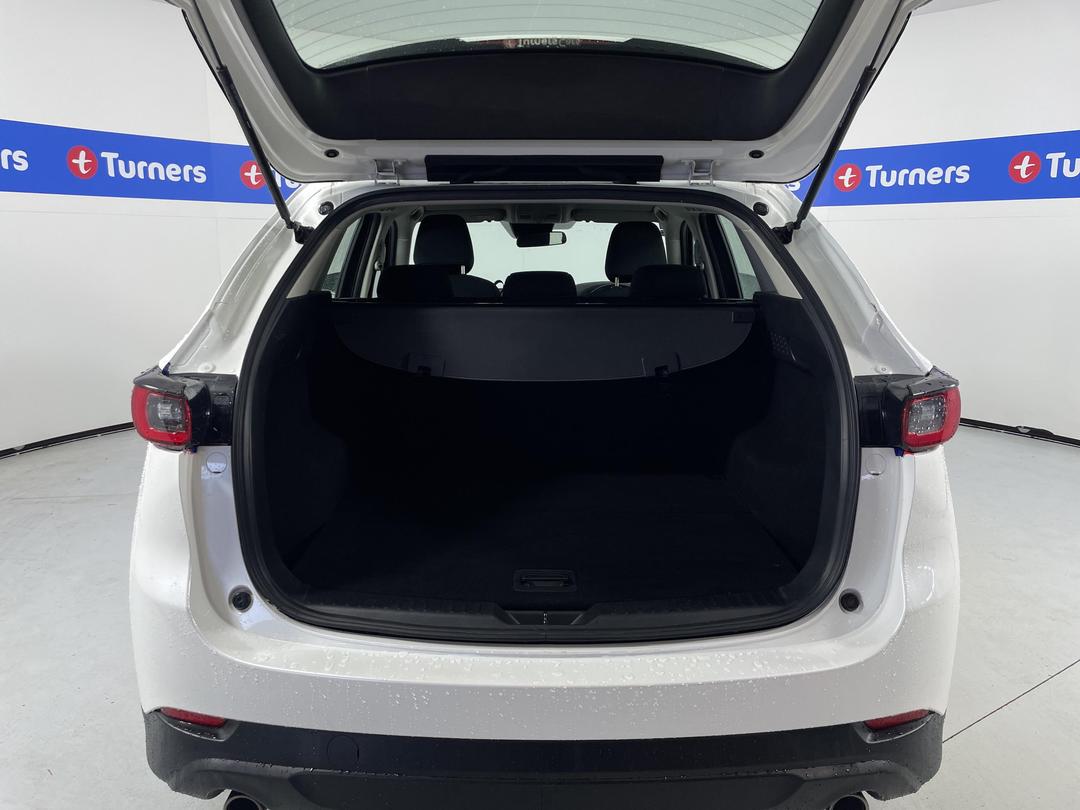 Photo '14' of Mazda CX-5