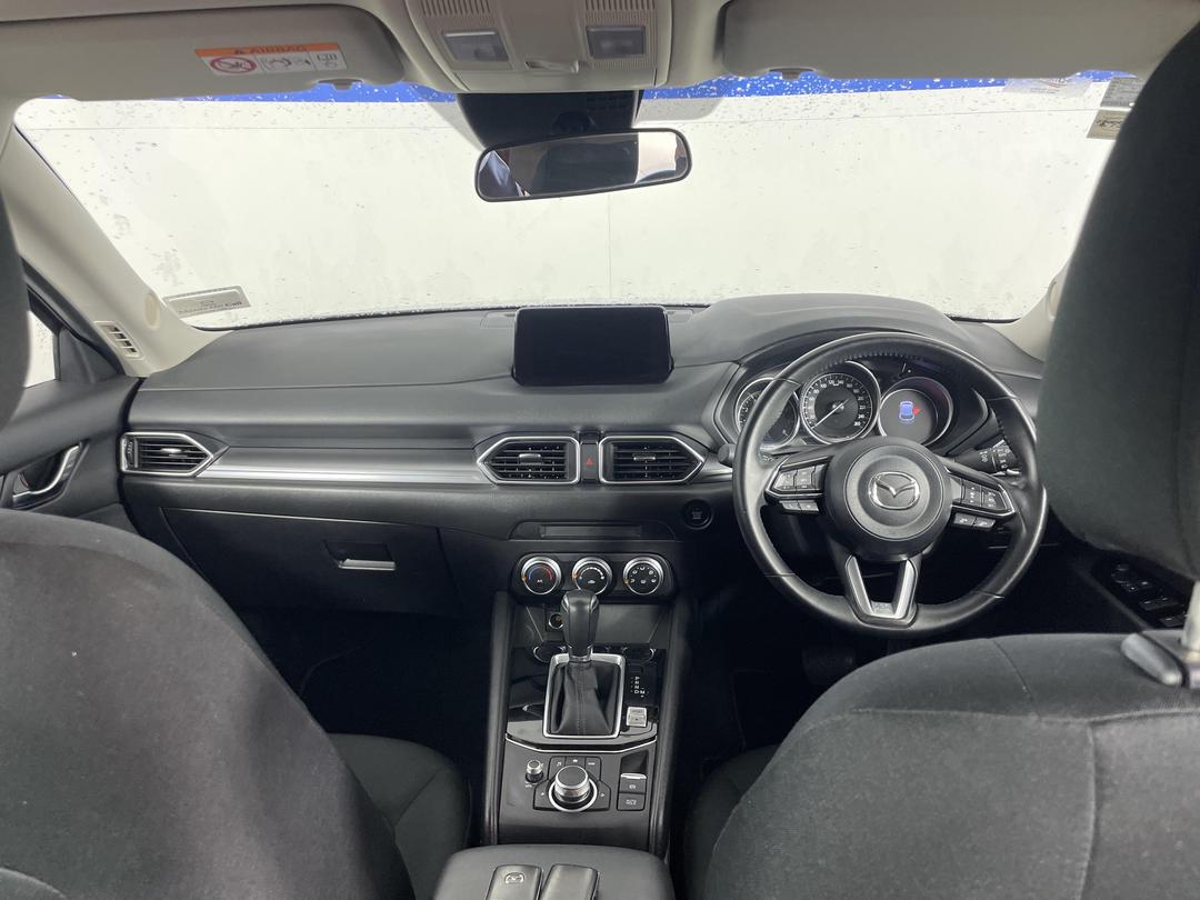 Photo '17' of Mazda CX-5