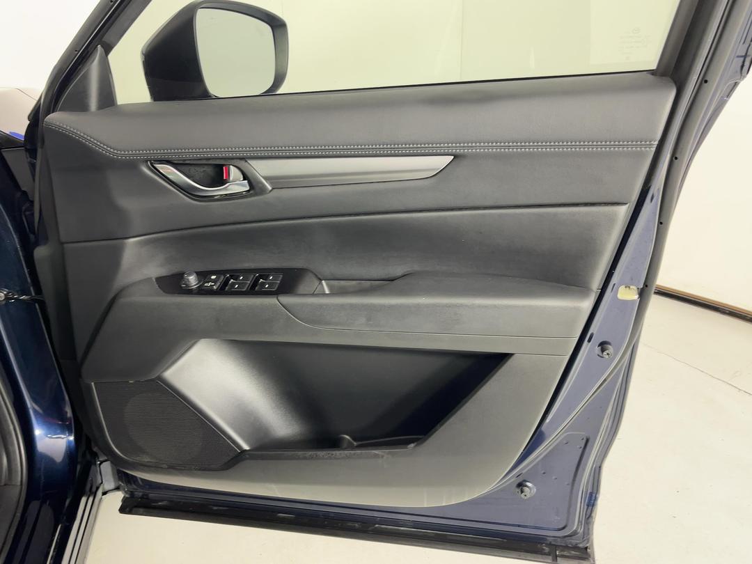 Photo '15' of Mazda CX-5