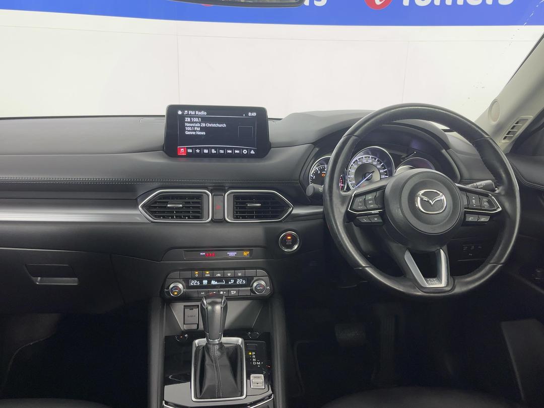 Photo '17' of Mazda CX-5