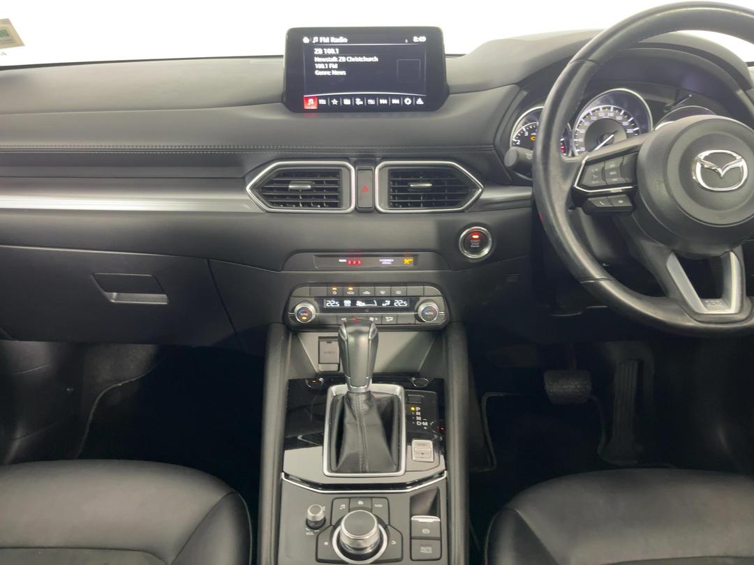 Photo '18' of Mazda CX-5