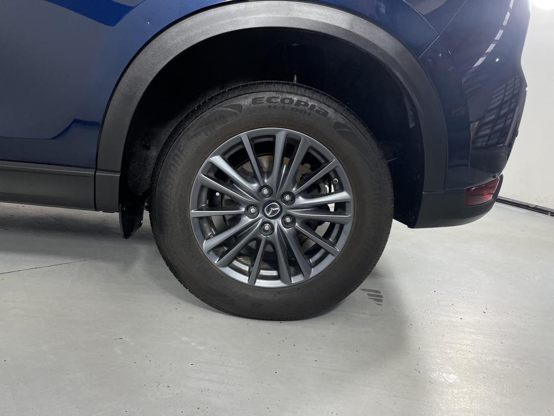 Photo '11' of Mazda CX-5