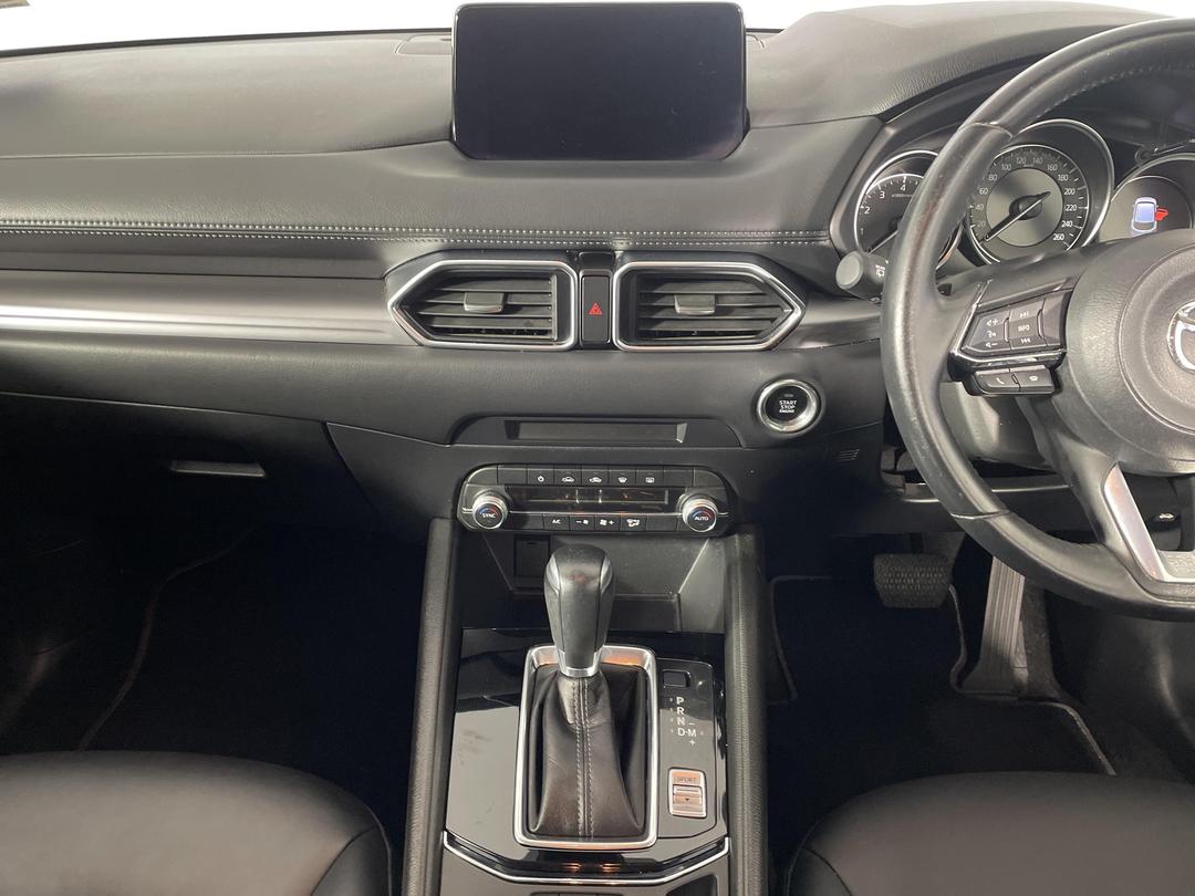 Photo '18' of Mazda CX-5