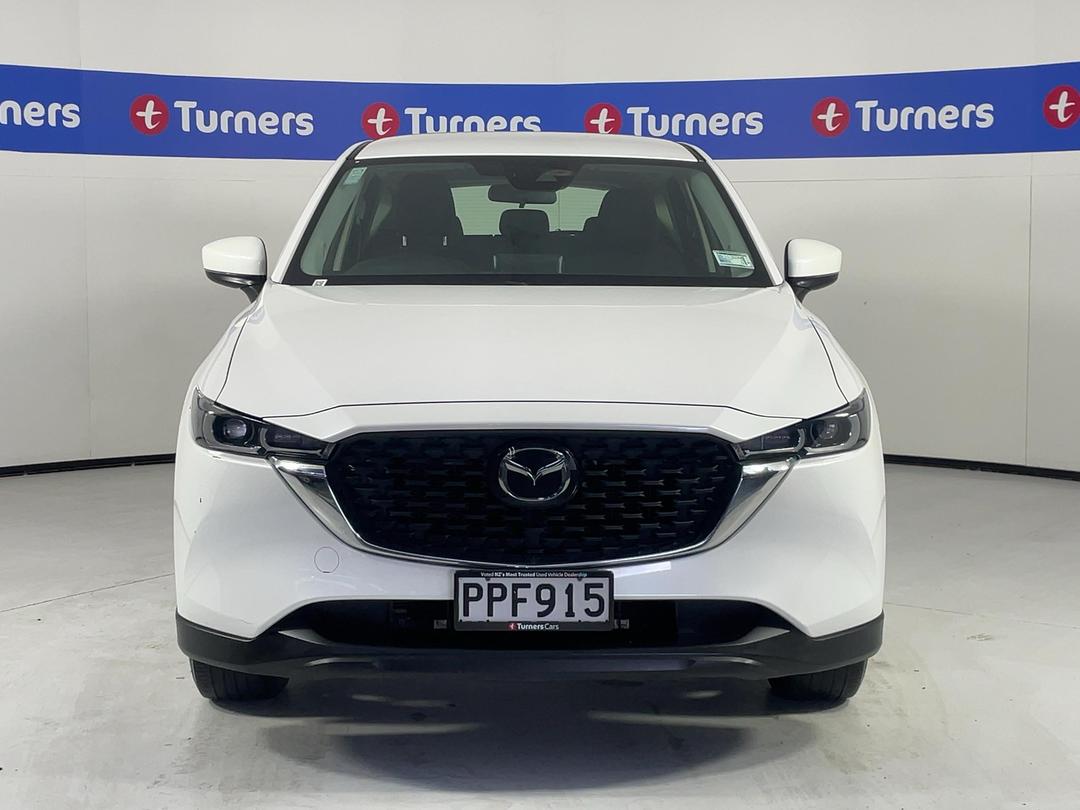Photo '2' of Mazda CX-5