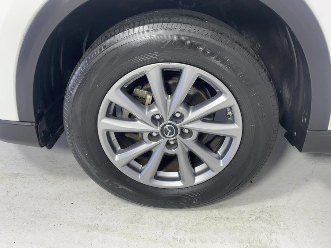 Photo '10' of Mazda CX-5