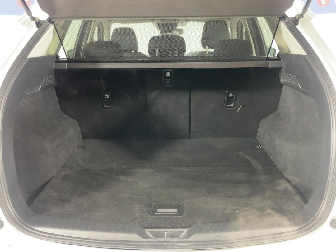 Photo '14' of Mazda CX-5