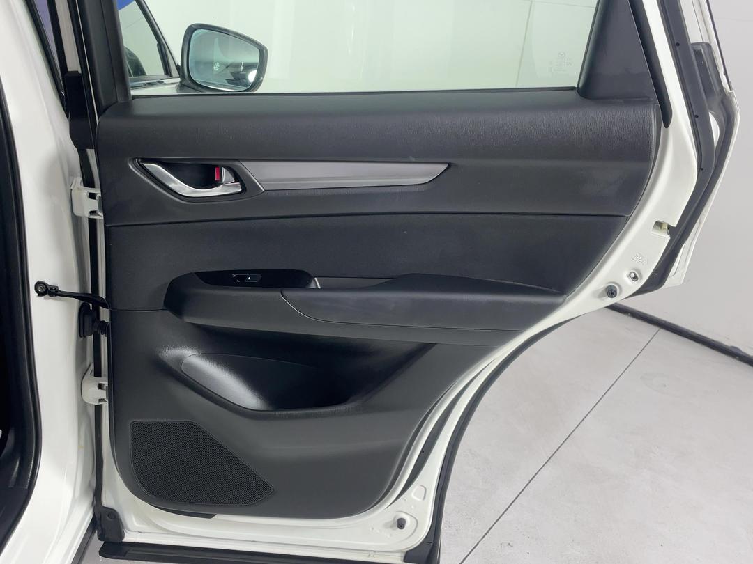 Photo '19' of Mazda CX-5