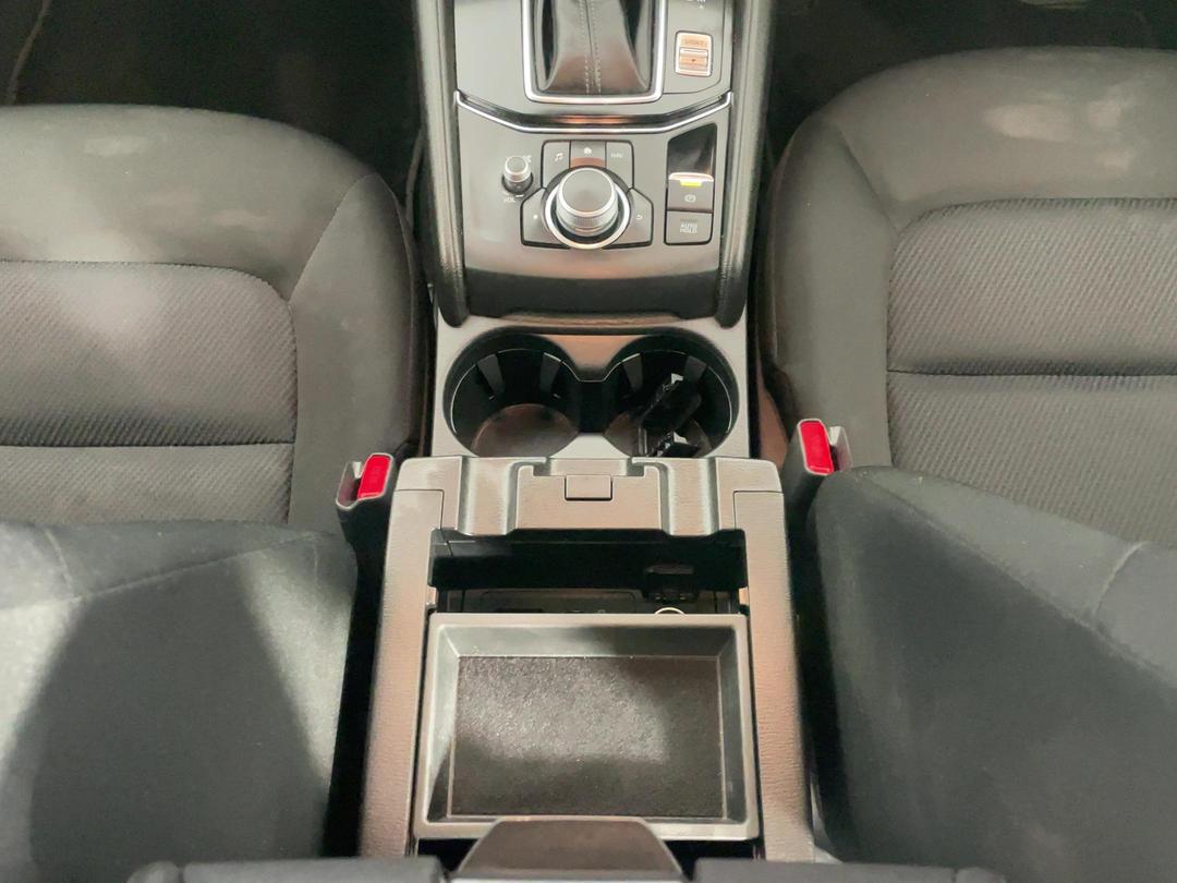 Photo '18' of Mazda CX-5
