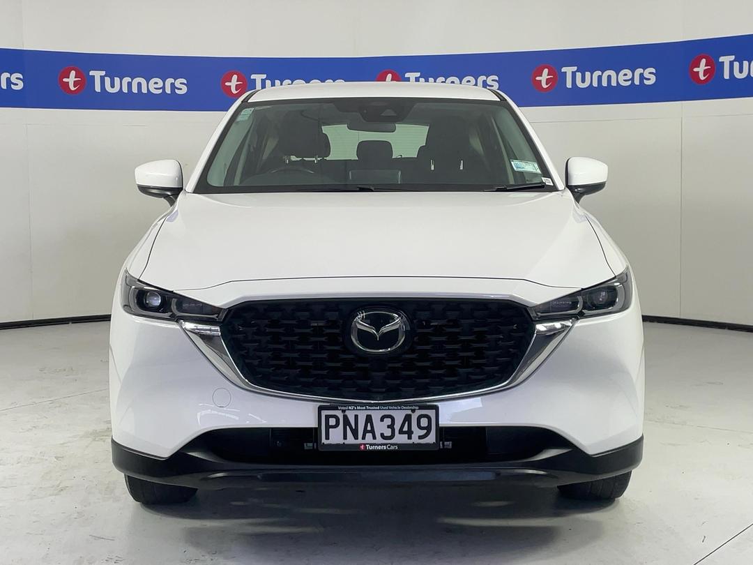 Photo '2' of Mazda CX-5