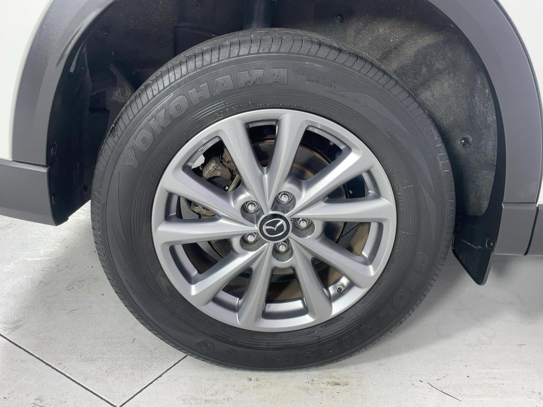 Photo '12' of Mazda CX-5