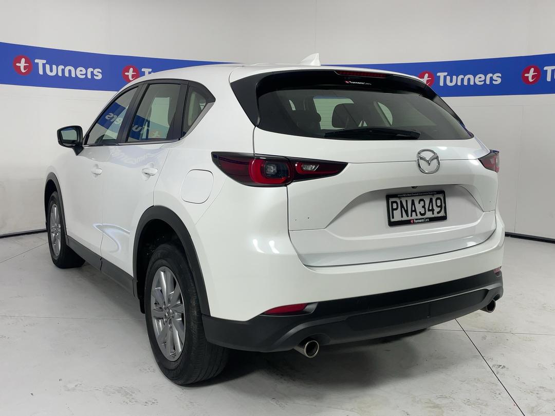 Photo '5' of Mazda CX-5