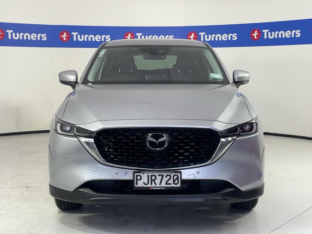 Photo '2' of Mazda CX-5