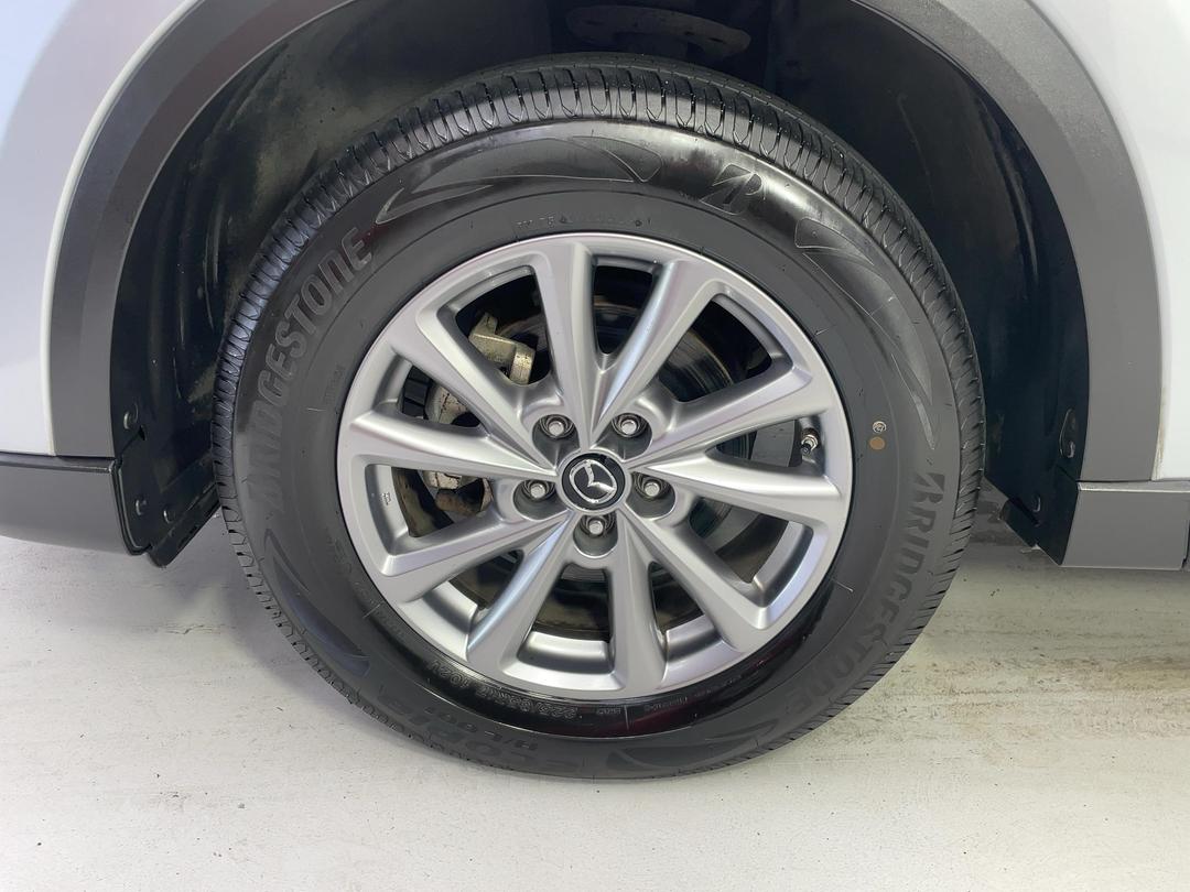 Photo '10' of Mazda CX-5