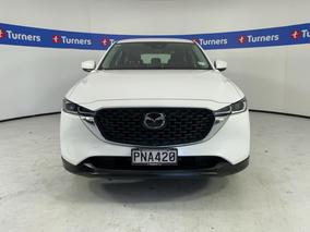 Photo '2' of Mazda CX-5