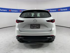 Photo '6' of Mazda CX-5