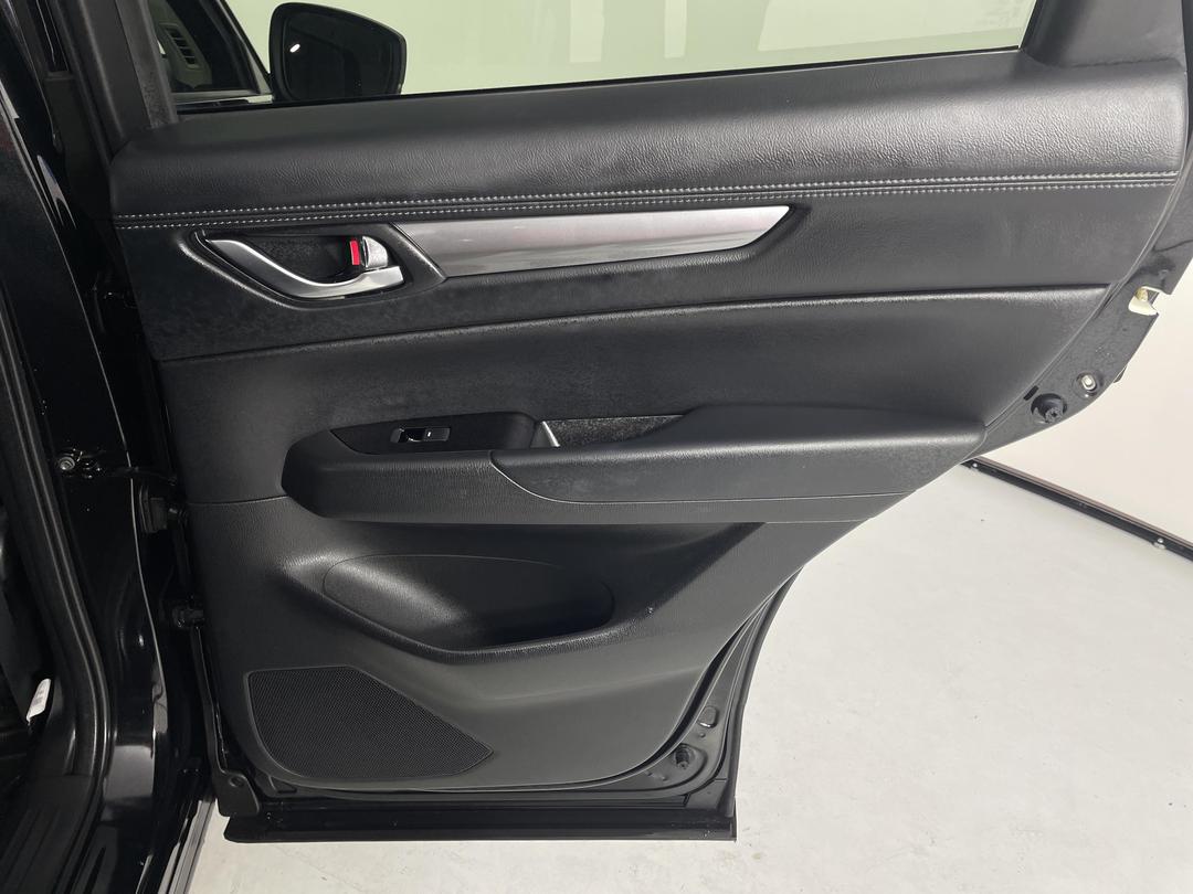 Photo '19' of Mazda CX-5