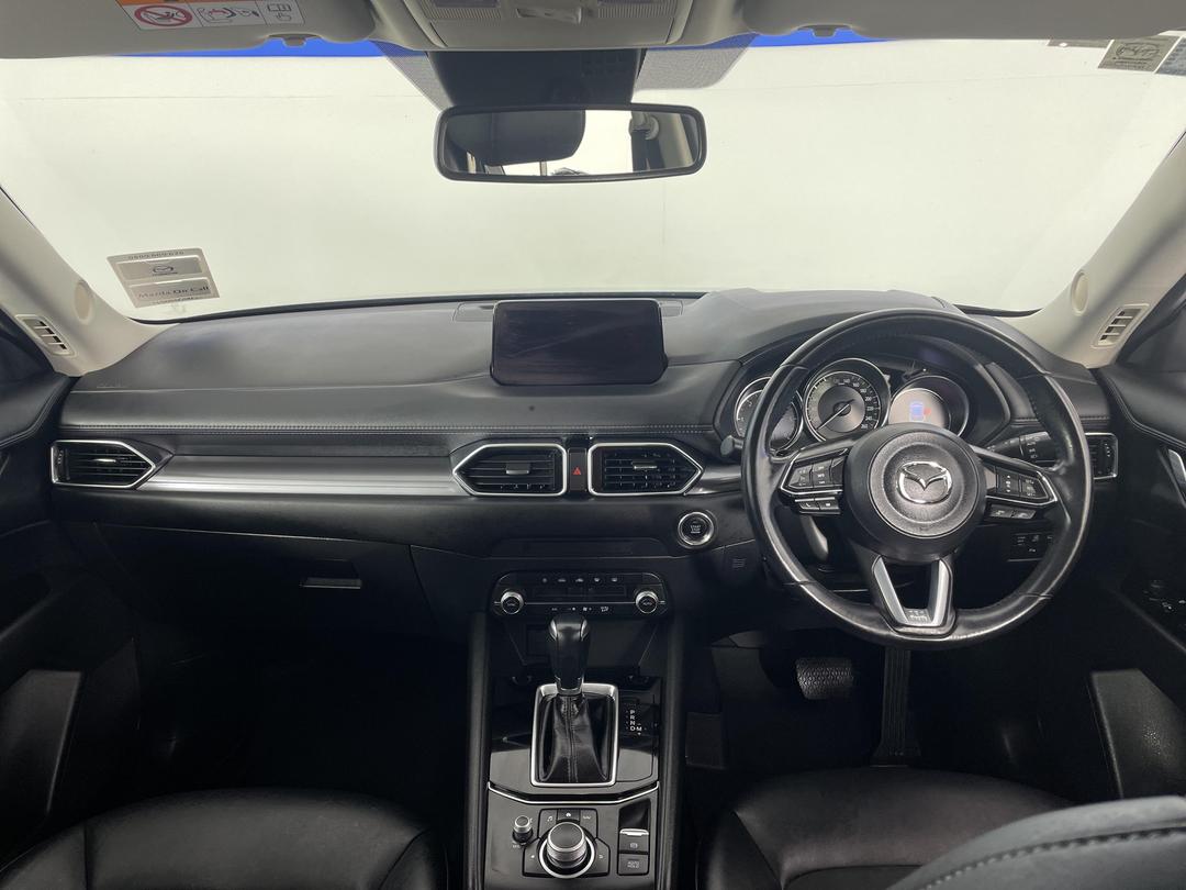 Photo '17' of Mazda CX-5