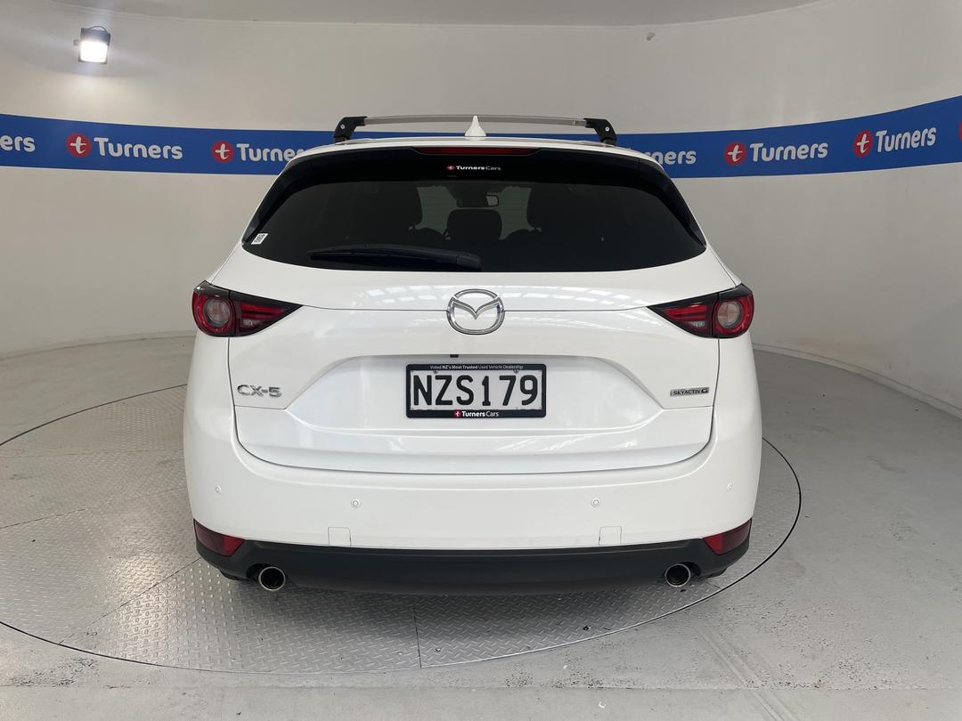 Photo '6' of Mazda CX-5