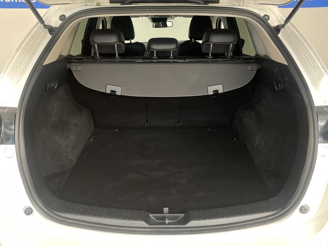 Photo '14' of Mazda CX-5