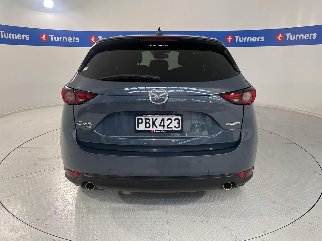 Photo '6' of Mazda CX-5