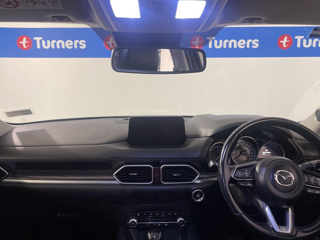 Photo '17' of Mazda CX-5