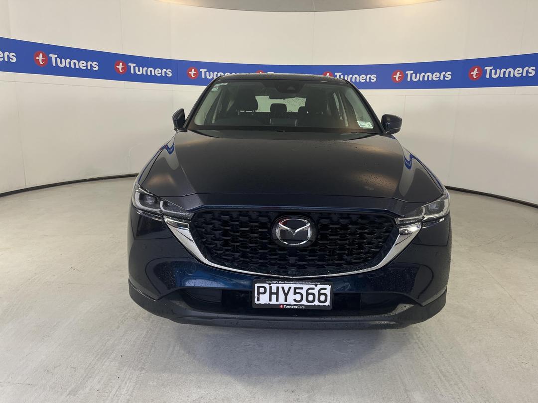 Photo '2' of Mazda CX-5