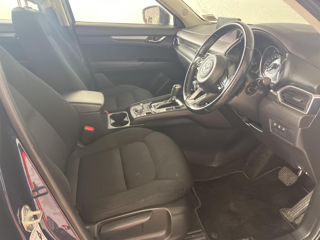 Photo '16' of Mazda CX-5