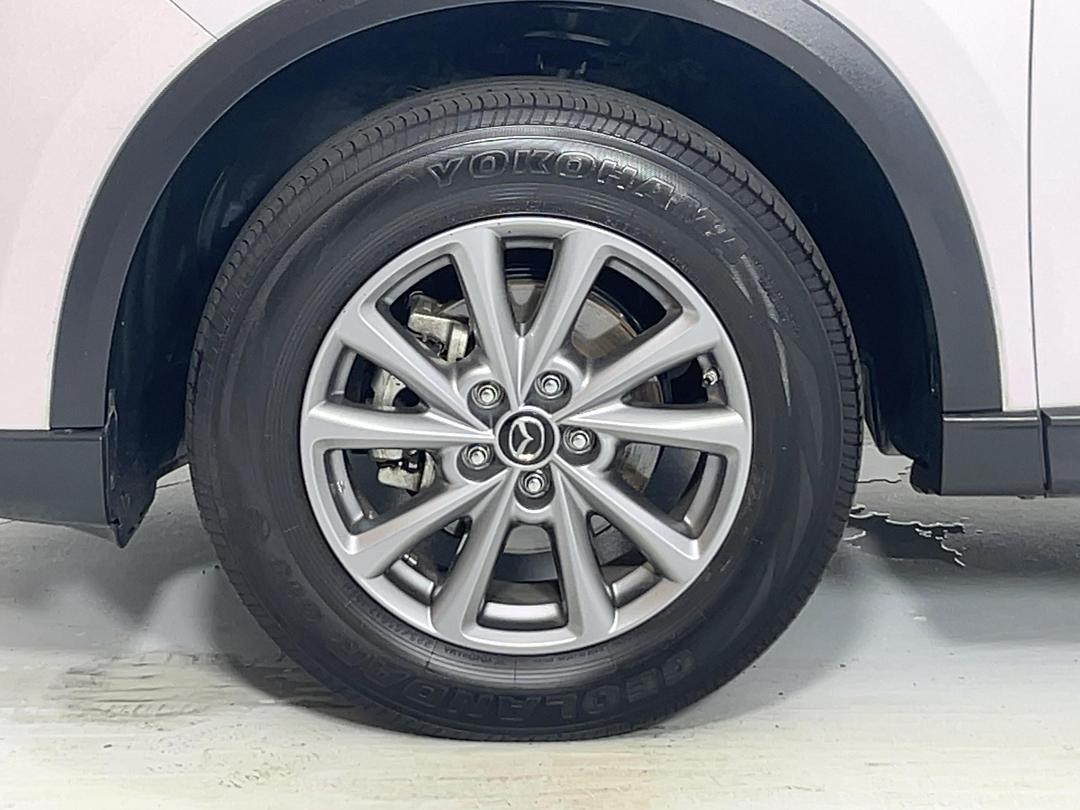 Photo '10' of Mazda CX-5