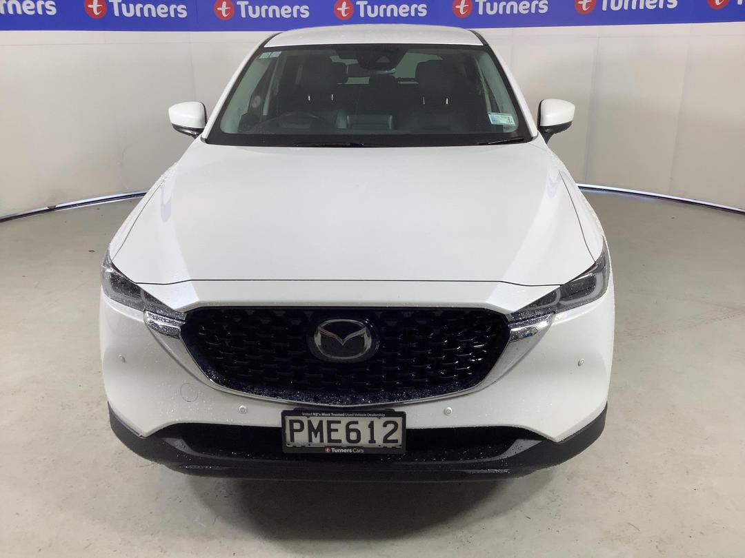 Photo '2' of Mazda CX-5