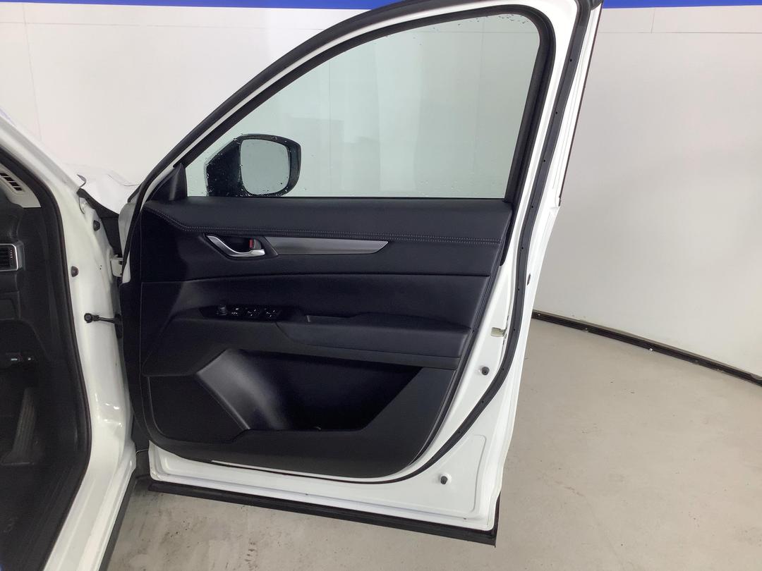 Photo '15' of Mazda CX-5