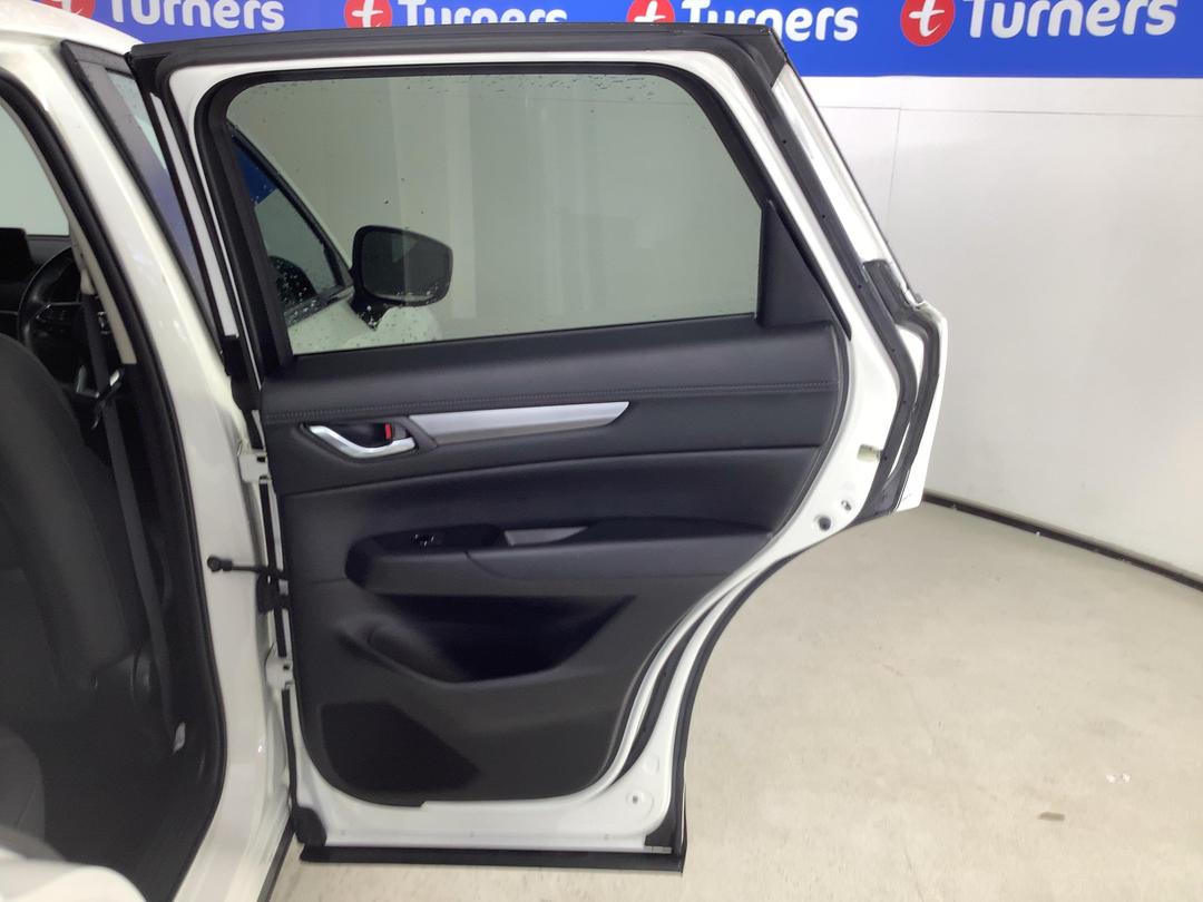 Photo '19' of Mazda CX-5